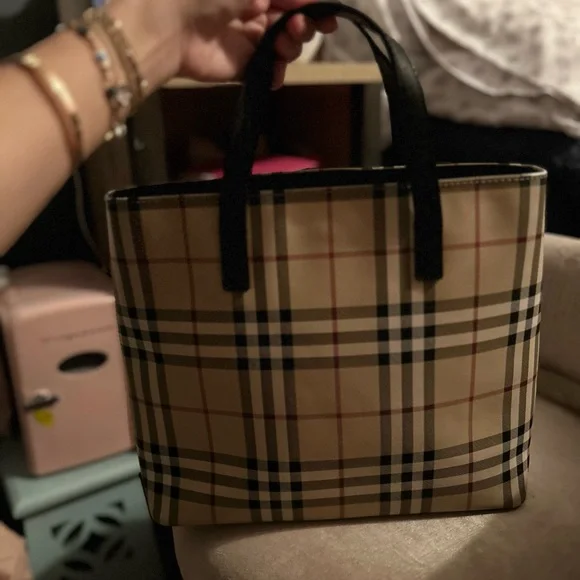 Burberry Medium Hand bag - Picture 3 of 11